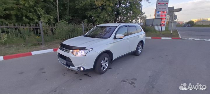 Mitsubishi Outlander 2.0 CVT, 2014, 218 000 км
