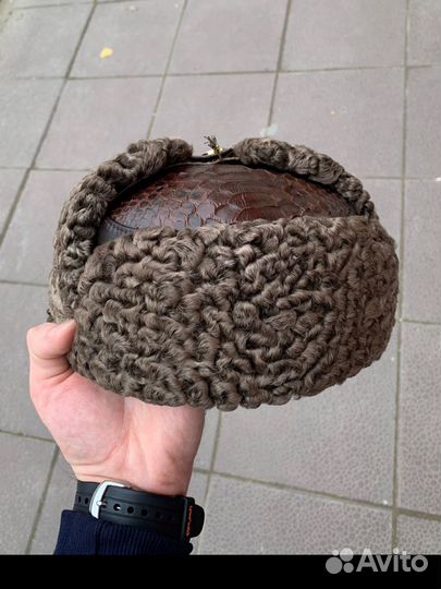 Мужская шапка