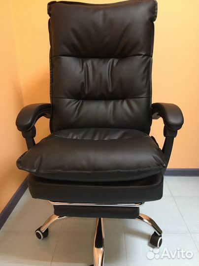 Компьютерное игровое кресло геймерское с массажем