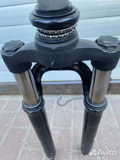 Вилка пружинно эластомерная 26-27.5 D