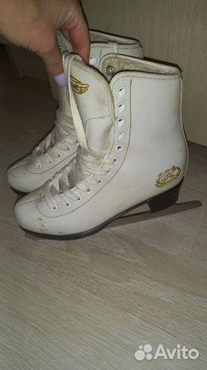 Коньки фигурные 34 размер