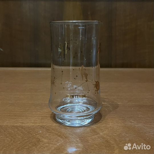 Поднос, графин, бокалы