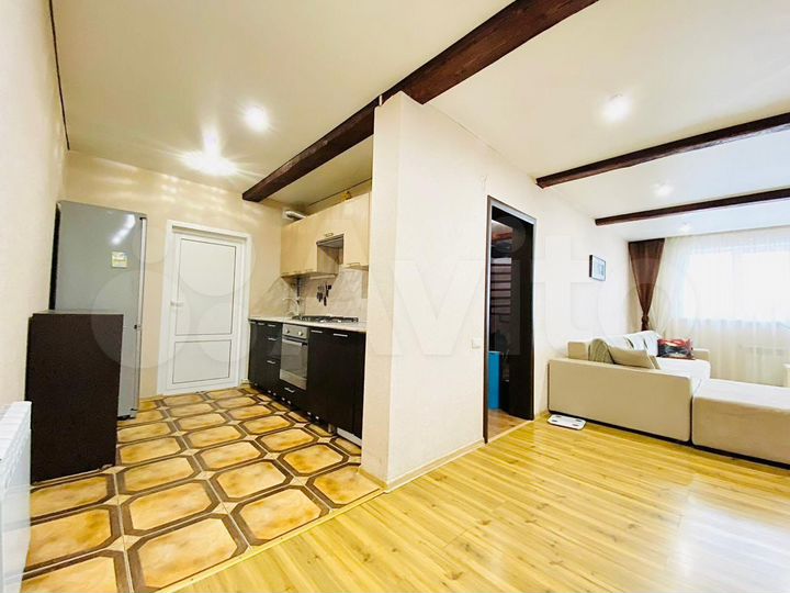 Дом 180 м² на участке 6,7 сот.