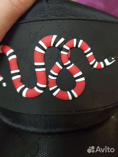 Бейсболка новая