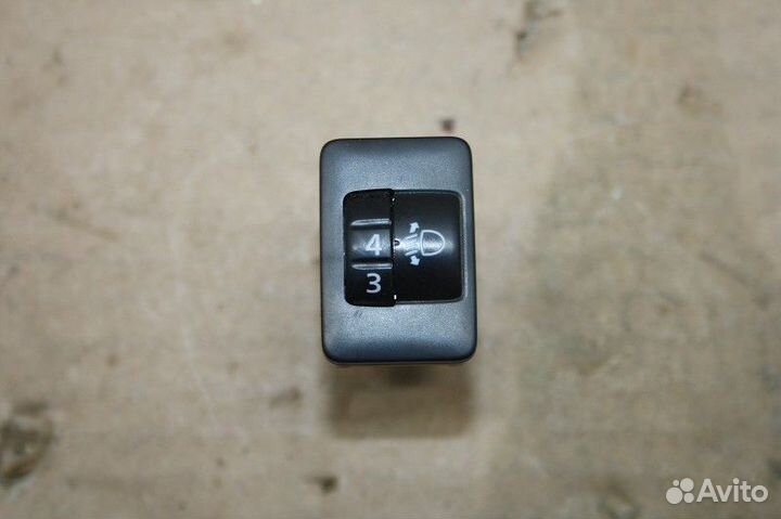 Кнопка корректора фар mitsubishi outlander 2015
