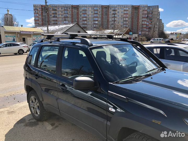 Багажник на рейлинги niva trevel (крыло)