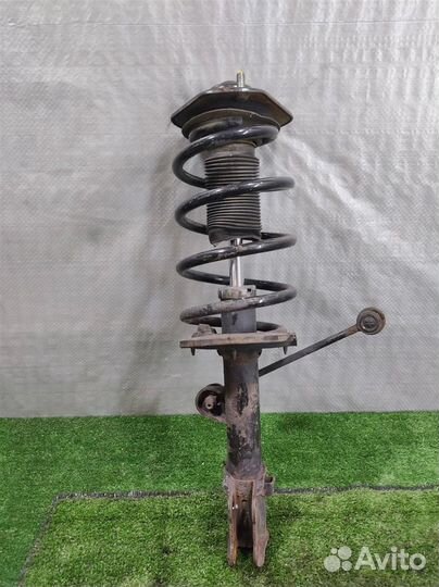 Стойка амортизатора передняя правая Ssangyong Act