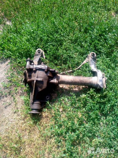 Передний мост мастер айс сурф CR30,1991г.в