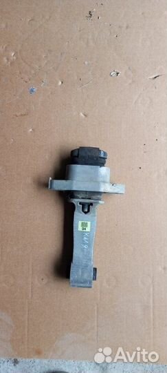 Подушка двигателя Kia Magentis 1 2005