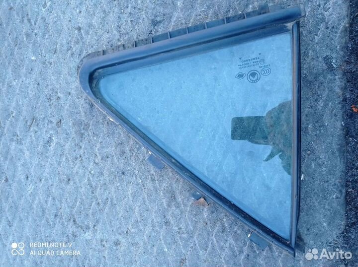 Стекла левых дверей на Джили мк