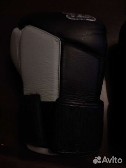 Боксёрские перчатки Hayabusa Tokushu 16 oz