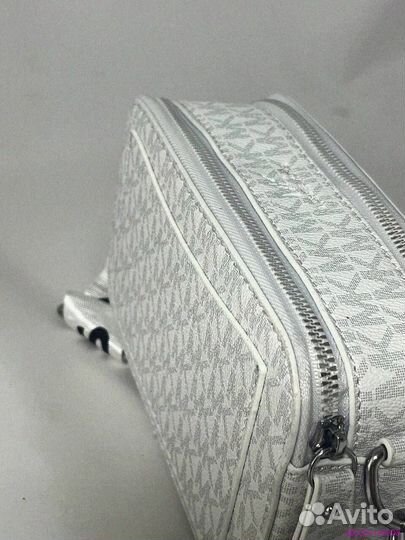 Элегантная сумка через плечо от Michael Kors