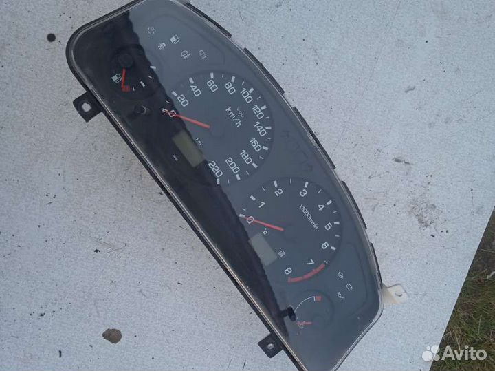Щиток приборов Nissan Рrimеrа Ниcсaн Примepа P11