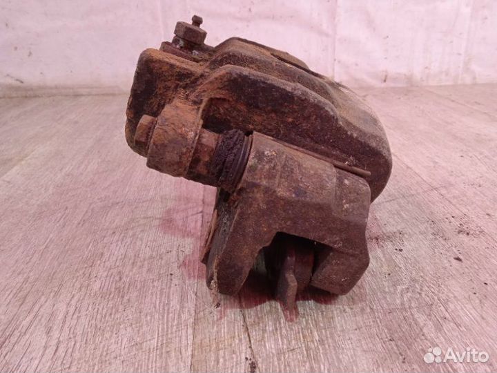 Суппорт передний правый Great Wall Sailor 1 491QE