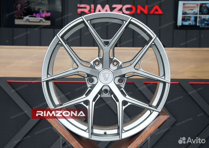 Кованые диски R22 на Toyota Prado