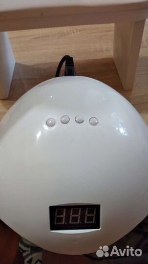 Лампа для ногтей