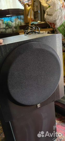 Сабвуфер Yamaha YST-SW216