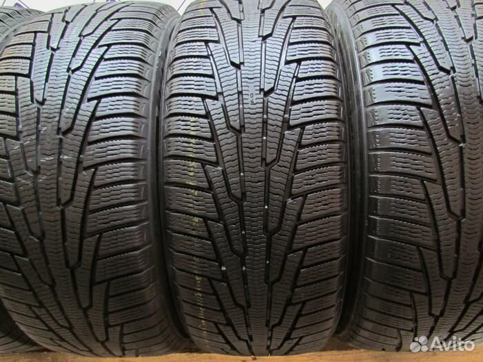 Nokian Tyres Hakkapeliitta R 235/55 R17 99U