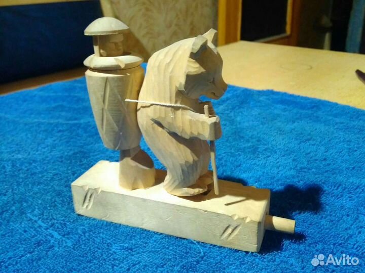 Богородская механическая игрушка Маша и медведь