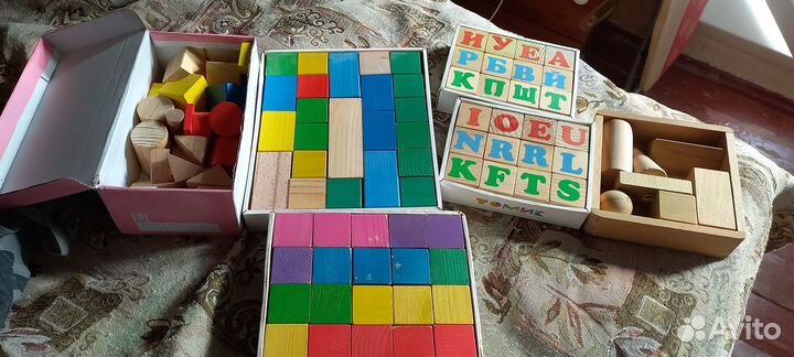 Кубики деревянныеТомик и другие