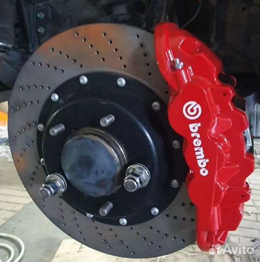 Тормоза Brembo GT6 на Geely Tugella