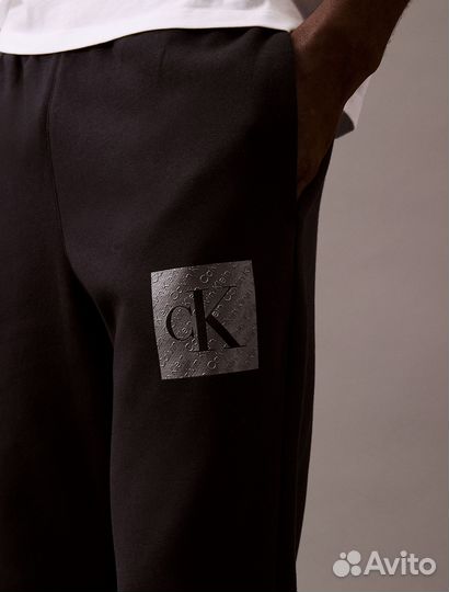 Брюки Calvin Klein Metallic Archive Logo Black Bea