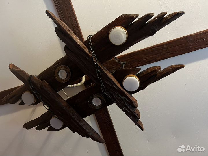 Люстра из дерева ручной работы