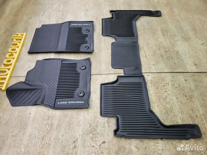Коврики салон Toyota Land Cruiser 300 (2021-н.в.)