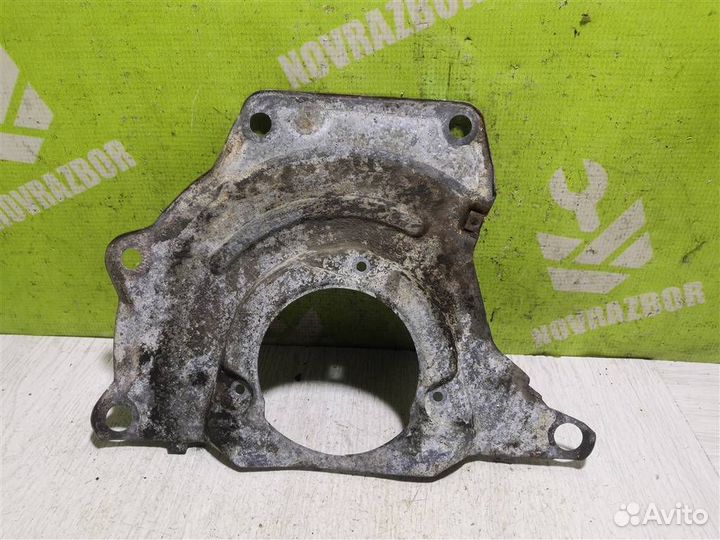 Крышка коленвала задняя Фольксваген Гольф 3 Венто