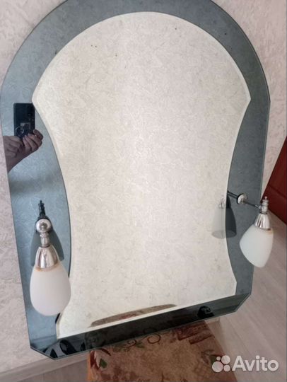 Зеркало с подсветкой для ванной