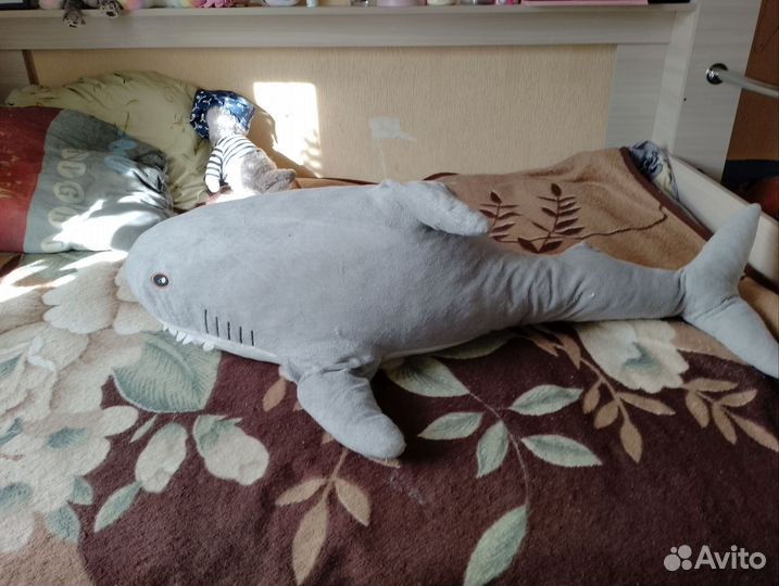 Мягкая игрушка акула