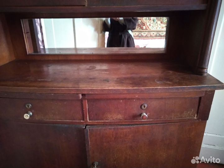 Старинный буфет