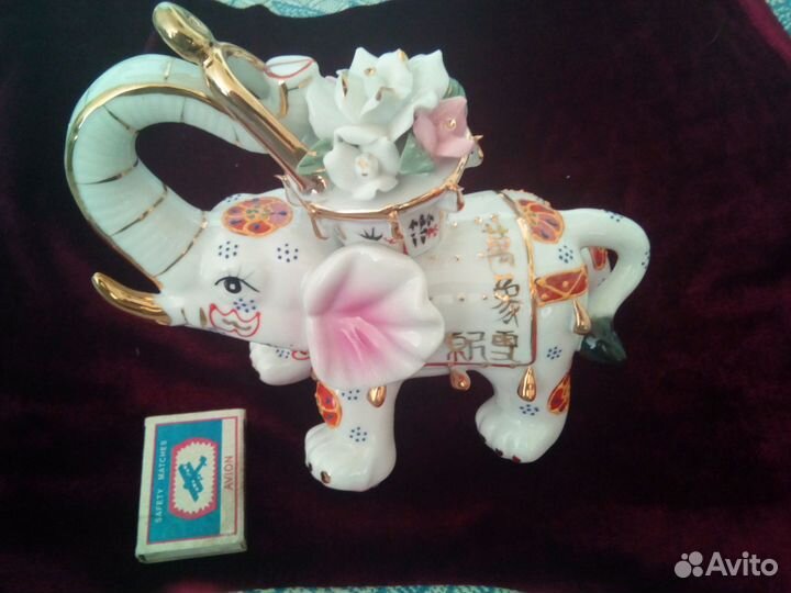 Подарки, сувениры, украшения, статуэтки, фигурки