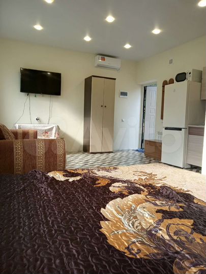 Дом 28 м² на участке 1 сот.