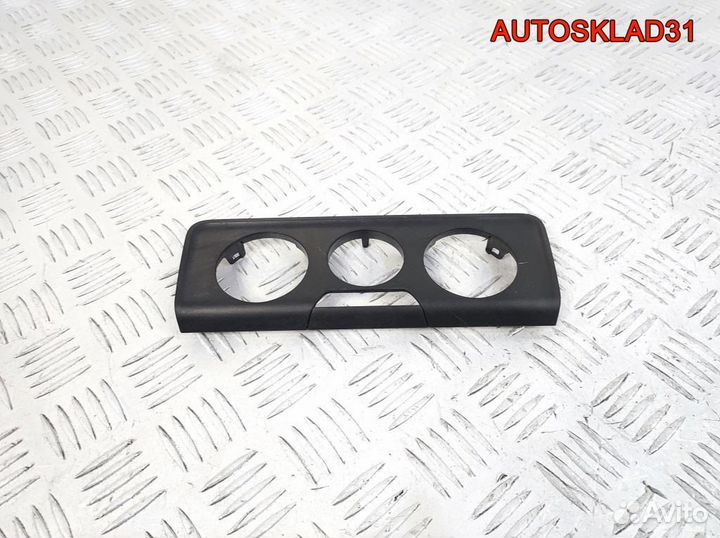 Накладка декоративная Skoda Fabia 6V0819075