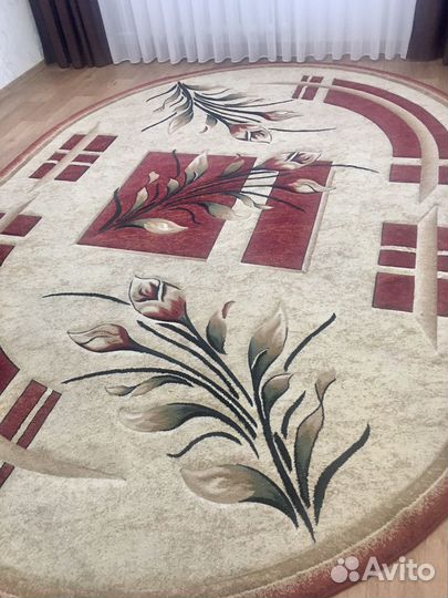 Ковер овальный
