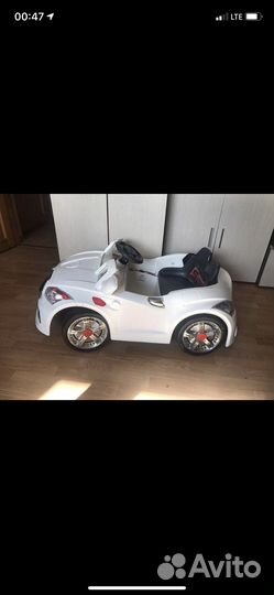 Электромобиль двухместный