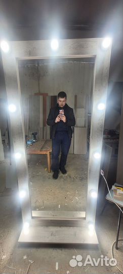 Зеркало напольное с подсветкой дуб апрельский