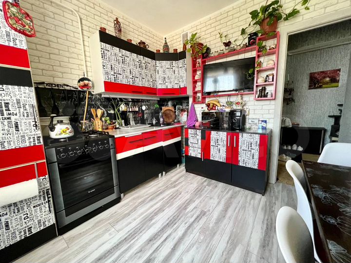 3-к. квартира, 64 м², 9/10 эт.