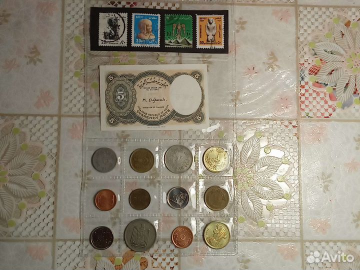 Набор египетских денег