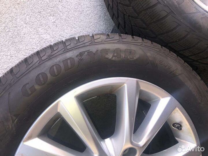 Goodyear EfficientGrip Performance SUV 255/55 R18 200H