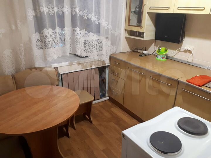2-к. квартира, 42 м², 4/5 эт.