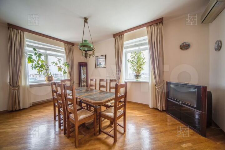 5-к. квартира, 210 м², 12/14 эт.