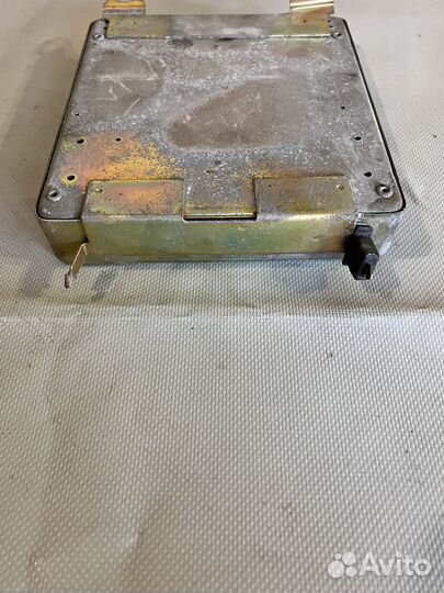 Эбу двигателем Mitsubishi Galant7 E5 (1993-1997)