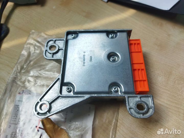 Блок управления подушками безопасности Калина