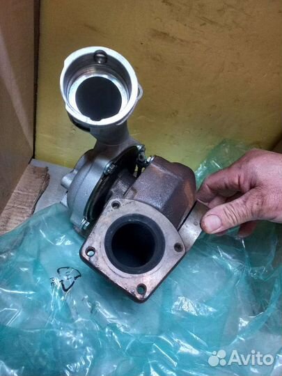 Турбокомпрессор двигателя VW T ransporter 2,5TDI