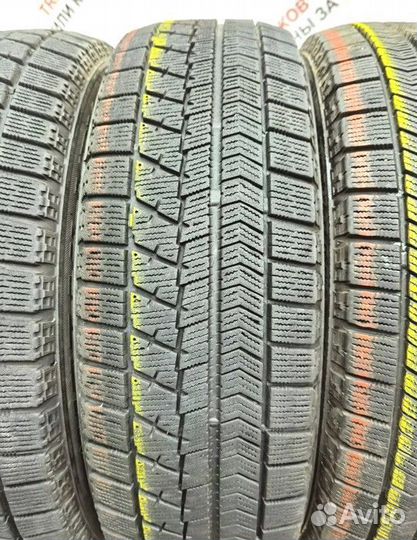 Bridgestone Blizzak VRX 215/65 R16 93L