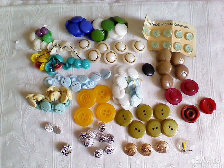 Пуговицы времен СССР, приставка зиг-заг