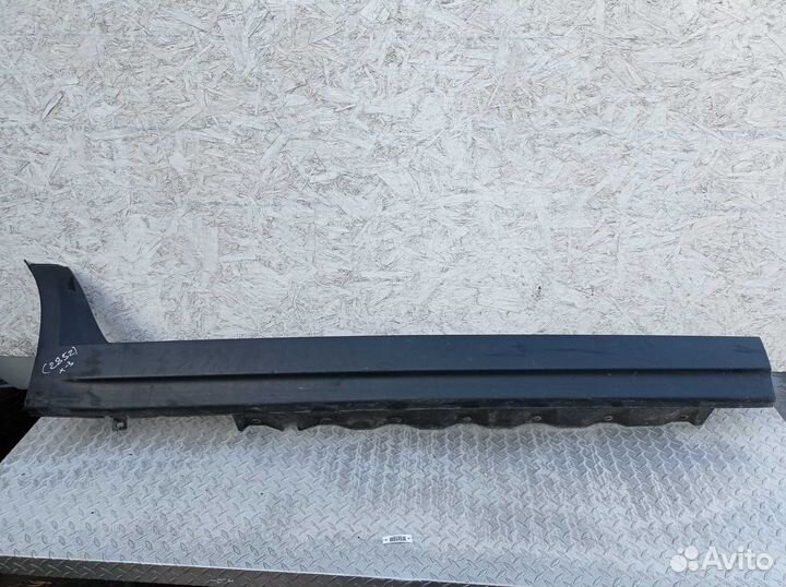 Порог правый BMW X3 E83 3330866
