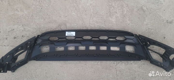 Спойлер переднего бампера Тигуан